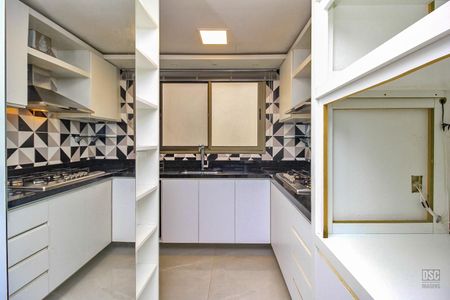 Apartamento à venda com 126m², 3 quartos e 2 vagasCozinha