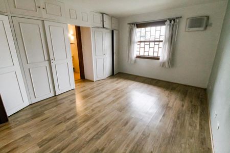 Casa para alugar com 370m², 4 quartos e 2 vagasSuíte 2