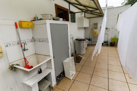 Casa para alugar com 370m², 4 quartos e 2 vagasÁrea de Serviço
