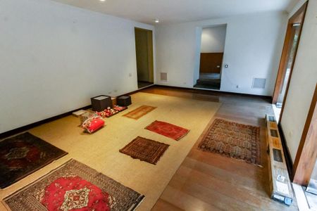 Casa para alugar com 370m², 4 quartos e 2 vagasSala 1