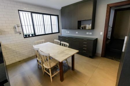 Casa para alugar com 370m², 4 quartos e 2 vagasCopa