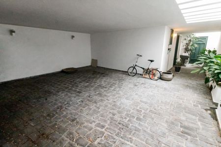 Casa para alugar com 370m², 4 quartos e 2 vagasGaragem