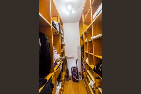 Apartamento à venda com 96m², 3 quartos e 2 vagasCloset da suíte