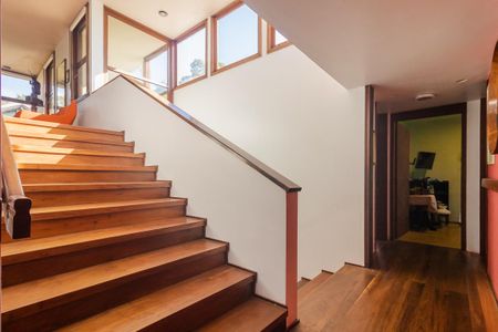 Casa de condomínio à venda com 400m², 4 quartos e 3 vagasSala