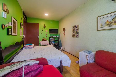 Casa de condomínio à venda com 400m², 4 quartos e 3 vagasQuarto 1