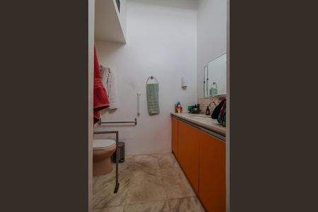 Casa de condomínio à venda com 400m², 4 quartos e 3 vagasBanheiro Social