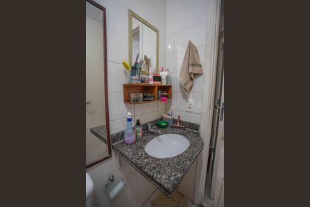 Apartamento à venda com 64m², 3 quartos e 2 vagas Apartamento à venda com 64m², 3 quartos e 2 vagasBanheiro da Suíte