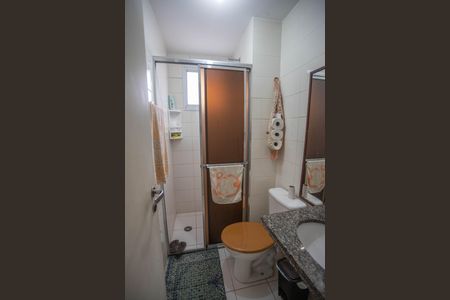 Apartamento à venda com 64m², 3 quartos e 2 vagas Apartamento à venda com 64m², 3 quartos e 2 vagasBanheiro da Suíte