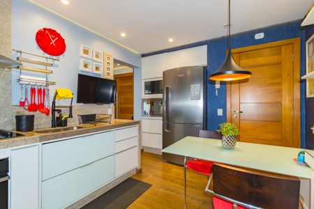 Apartamento à venda com 114m², 3 quartos e 2 vagasCozinha