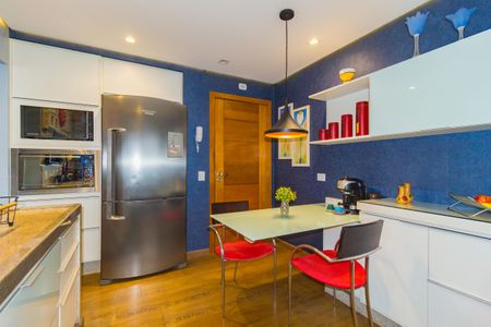 Apartamento à venda com 114m², 3 quartos e 2 vagasCozinha