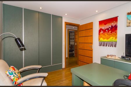 Apartamento à venda com 114m², 3 quartos e 2 vagasQuarto 2