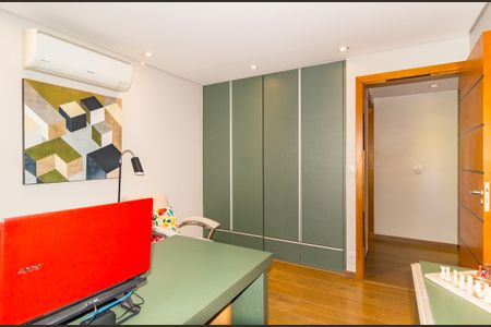 Apartamento à venda com 114m², 3 quartos e 2 vagasQuarto 2