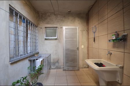 Casa para alugar com 120m², 2 quartos e 1 vagaÁrea de Serviço