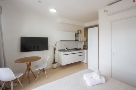 Studio para alugar com 24m², 1 quarto e sem vaga Studio para alugar com 24m², 1 quarto e sem vagaStudio
