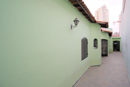 Casa à venda com 250m², 3 quartos e 4 vagasCorredor