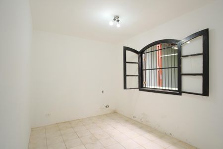 Casa à venda com 250m², 3 quartos e 4 vagasSuíte