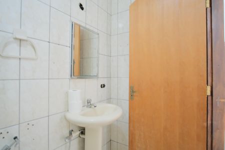 Casa à venda com 250m², 3 quartos e 4 vagasBanheiro da Suíte