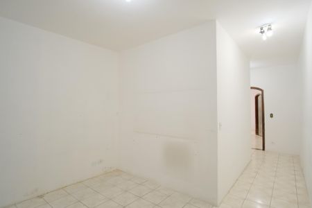 Casa à venda com 250m², 3 quartos e 4 vagasHall dos Quartos