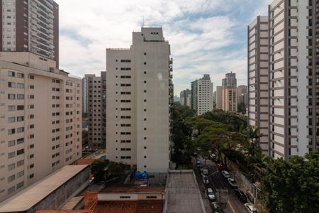 Apartamento à venda com 283m², 4 quartos e 4 vagas Apartamento à venda com 283m², 4 quartos e 4 vagasVista da Suíte 1
