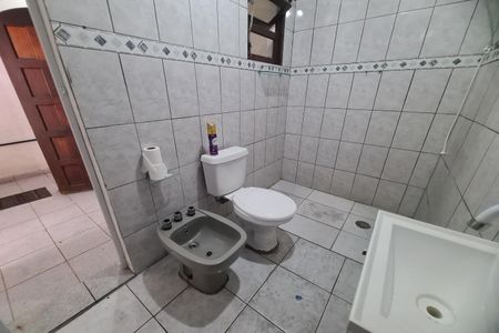 Casa para alugar com 65m², 1 quarto e sem vaga Casa para alugar com 65m², 1 quarto e sem vagaBanheiro