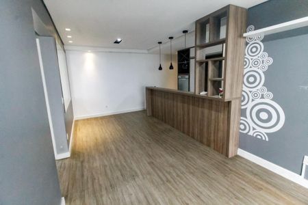 Apartamento à venda com 75m², 2 quartos e 1 vagaSala