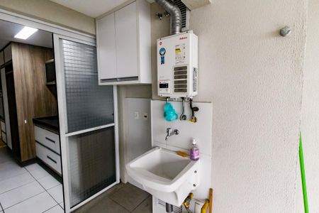 Apartamento à venda com 75m², 2 quartos e 1 vagaÁrea de Serviço