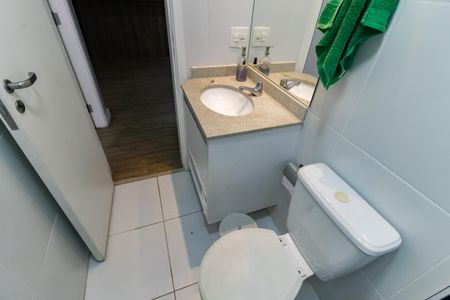 Apartamento à venda com 75m², 2 quartos e 1 vagaBanheiro Social