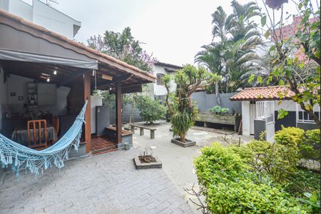Casa à venda com 297m², 3 quartos e 5 vagasChurrasqueira