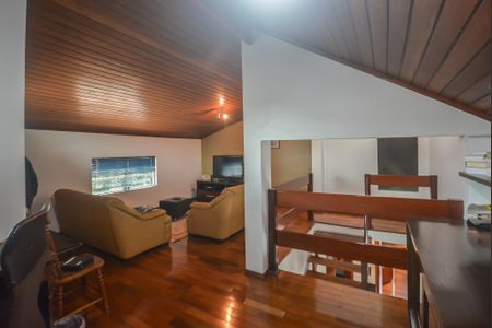 Casa à venda com 297m², 3 quartos e 5 vagasEscritório