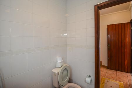 Casa à venda com 297m², 3 quartos e 5 vagasBanheiro de serviço