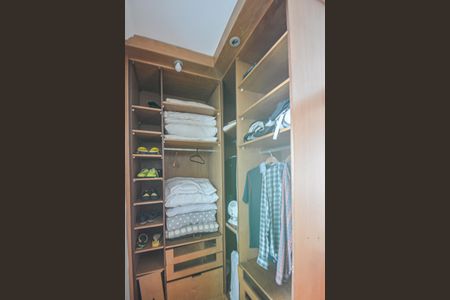 Casa à venda com 297m², 3 quartos e 5 vagasCloset da Suíte