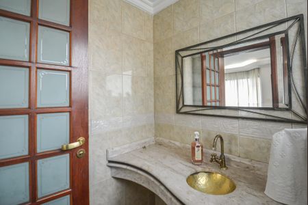 Casa à venda com 297m², 3 quartos e 5 vagasLavabo