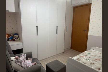 Apartamento à venda com 83m², 2 quartos e 2 vagasQuarto