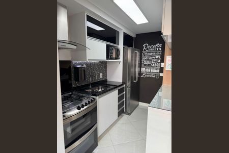 Apartamento à venda com 83m², 2 quartos e 2 vagasCozinha