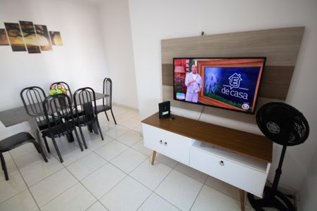 Apartamento para alugar com 85m², 2 quartos e 1 vagaSala