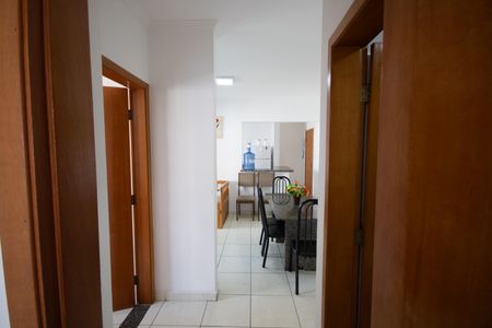 Apartamento para alugar com 85m², 2 quartos e 1 vagaCorredor