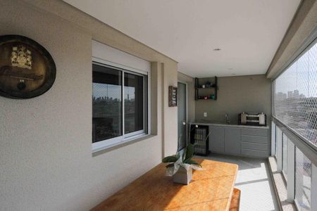 Apartamento à venda com 87m², 3 quartos e 2 vagasVaranda