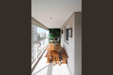 Apartamento à venda com 87m², 3 quartos e 2 vagasVaranda