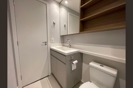 Apartamento para alugar com 37m², 2 quartos e sem vaga Apartamento para alugar com 37m², 2 quartos e sem vagaBanheiro