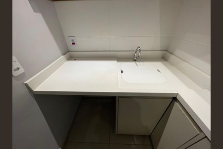 Apartamento para alugar com 37m², 2 quartos e sem vaga Apartamento para alugar com 37m², 2 quartos e sem vagaÁrea de Serviço