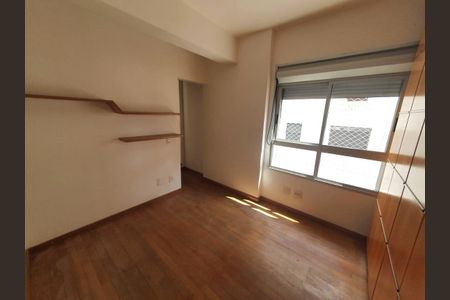 Apartamento à venda com 170m², 3 quartos e 3 vagas Apartamento à venda com 170m², 3 quartos e 3 vagasSuíte 3