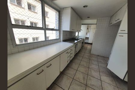 Apartamento à venda com 170m², 3 quartos e 3 vagas Apartamento à venda com 170m², 3 quartos e 3 vagasCozinha