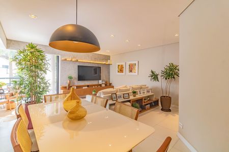 Apartamento à venda com 105m², 3 quartos e 2 vagas Apartamento à venda com 105m², 3 quartos e 2 vagasSala
