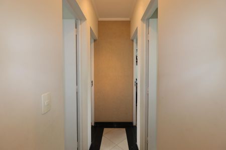 Apartamento à venda com 64m², 3 quartos e 1 vagaCorredor