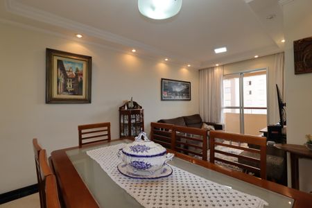 Apartamento à venda com 64m², 3 quartos e 1 vagaSala