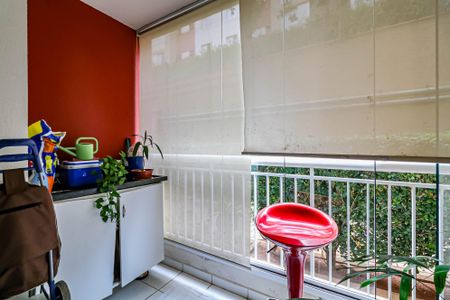 Apartamento à venda com 71m², 2 quartos e 1 vaga Apartamento à venda com 71m², 2 quartos e 1 vagaVaranda