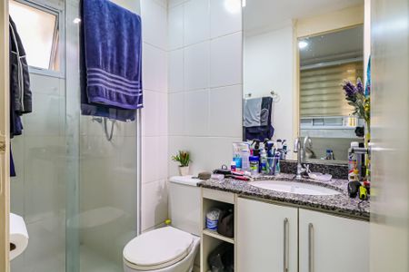 Apartamento à venda com 71m², 2 quartos e 1 vaga Apartamento à venda com 71m², 2 quartos e 1 vagaBanheiro Suíte