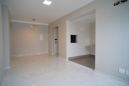 Sala de apartamento à venda com 3 quartos, 81m² em São Sebastião, Porto Alegre