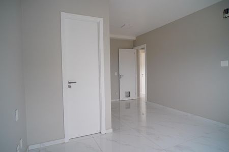 Apartamento à venda com 81m², 3 quartos e 2 vagas Apartamento à venda com 81m², 3 quartos e 2 vagasSuíte