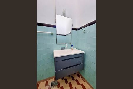 Casa para alugar com 101m², 2 quartos e sem vagaBanheiro